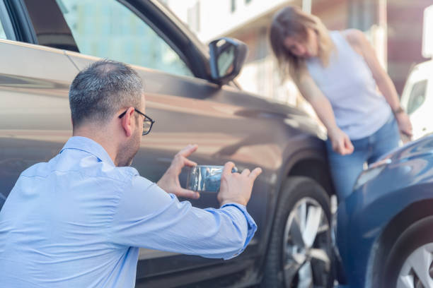 Professional Commercial Auto Insurance technician working in Tilton Northfield, NH